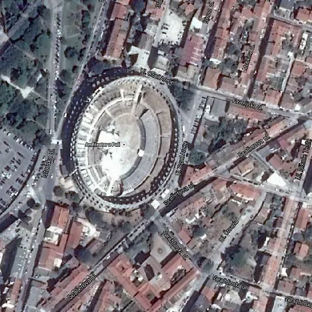 Anna With Free Private Parking * Πούλα