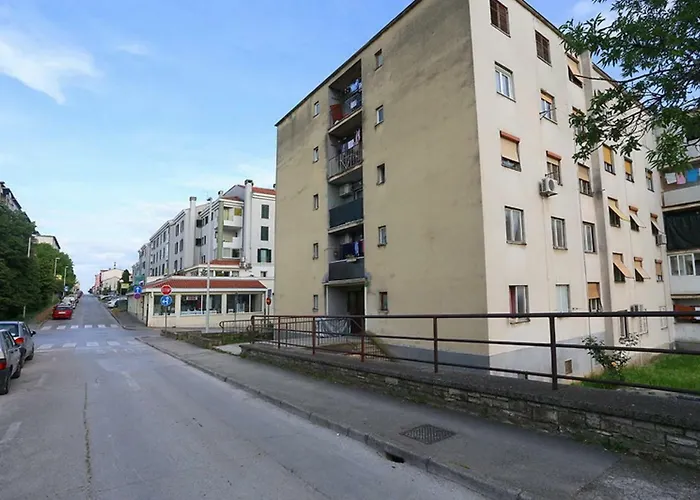 Apartment Anna With Free Private Parking * Pula