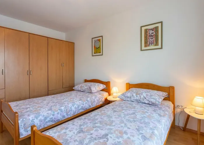 Apartment Anna With Free Private Parking Pula