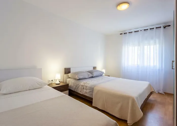 Apartment Anna With Free Private Parking Lejlighed *