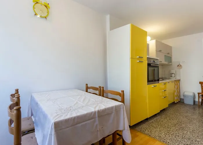 Apartment Anna With Free Private Parking