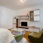 Appartement Anna With Free Private Parking